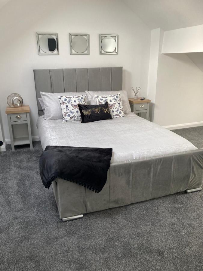 Cheshire Home Stays ครูว์ ภายนอก รูปภาพ